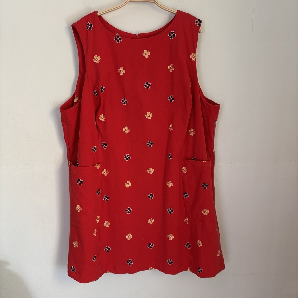 Modcloth Mid-Century Muse Shift Dress Red Embroidered Flowers 4X Retro